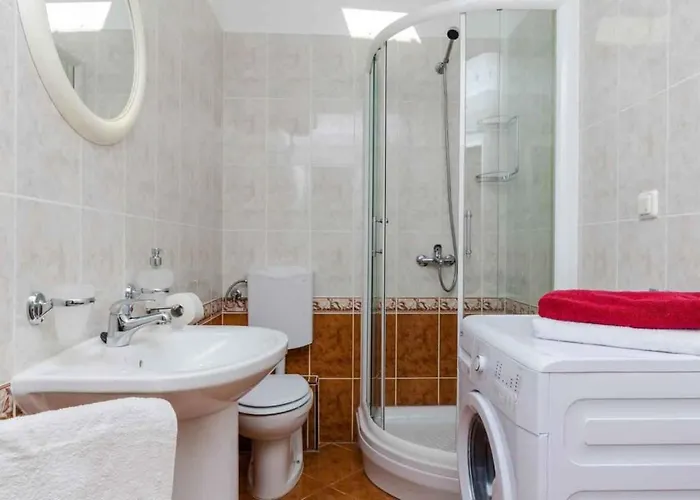 In 39221 Διαμέρισμα *