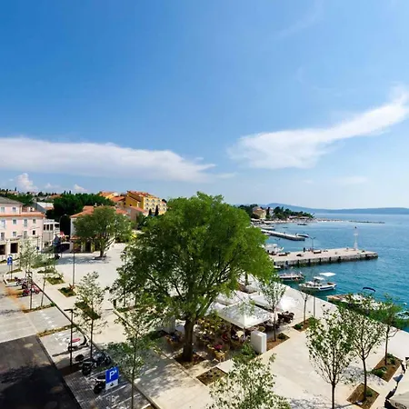 Apartament In 39221 *